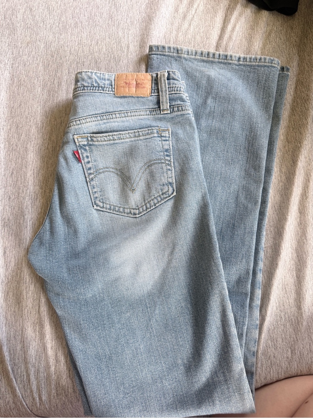 Levi's Light Blue Denim Jeans with Pink Tab